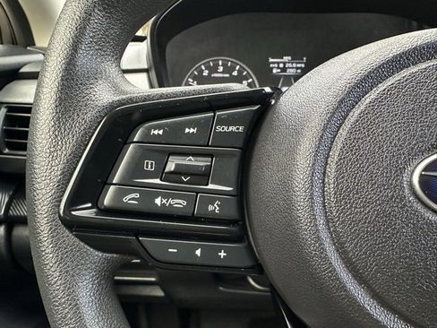 Used 2025 Subaru Crosstrek 2.0i Premium image 18