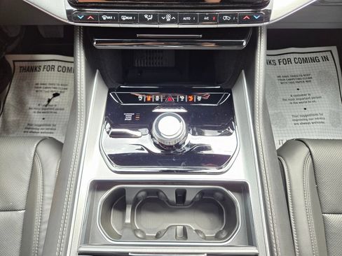 New 2026 Jeep Grand Wagoneer L 4WD image 40