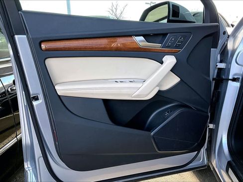 Used 2022 Audi Q5 2.0T Premium Plus image 21