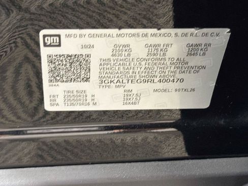 Used 2024 GMC Terrain SLE w/ Driver Convenience Package AWD/4WD image 40