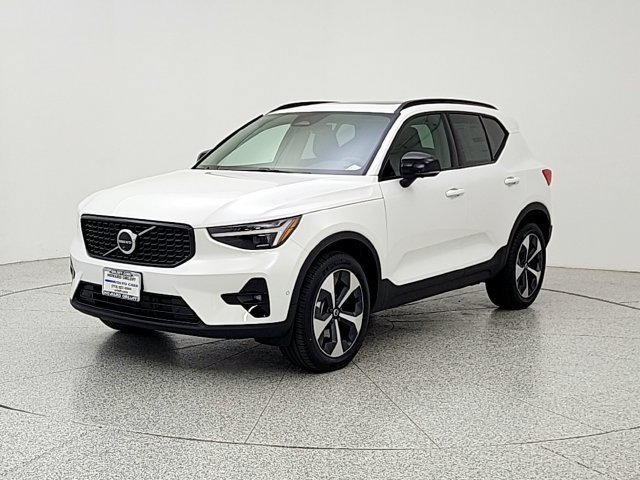New 2026 Volvo XC40 B5 Plus w/ Protection Package Premier AWD/4WD image 1