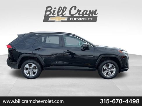 Used 2022 Toyota RAV4 XLE image 36