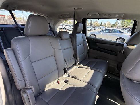 Used 2014 Honda Odyssey EX-L image 18
