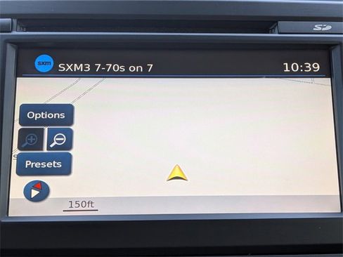 Used 2017 Nissan Titan SV image 20