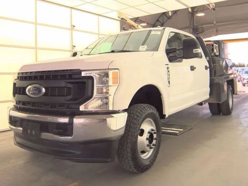 Used 2020 Ford F350 XL w/ Power Equipment Group AWD/4WD image 1