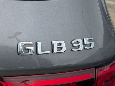 Used 2021 Mercedes-Benz GLB 35 AMG 4MATIC image 7