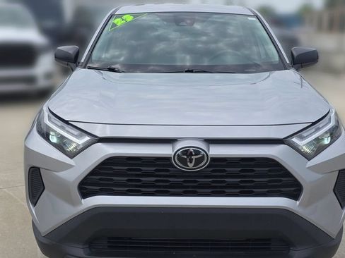 Used 2023 Toyota RAV4 LE FWD image 8