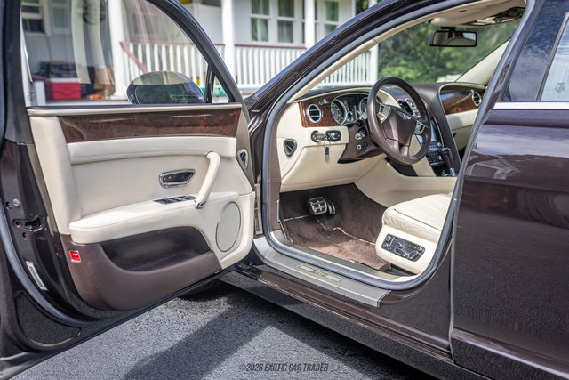 Used 2014 Bentley Flying Spur W12 AWD/4WD image 27