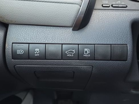 Used 2021 Toyota Camry SE FWD image 25