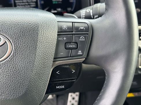 Used 2025 Toyota Camry XSE image 24