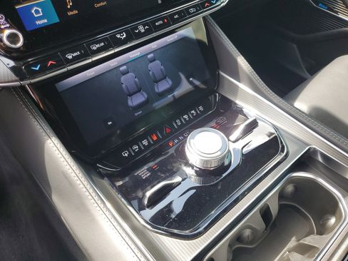 New 2026 Jeep Grand Wagoneer Summit image 20