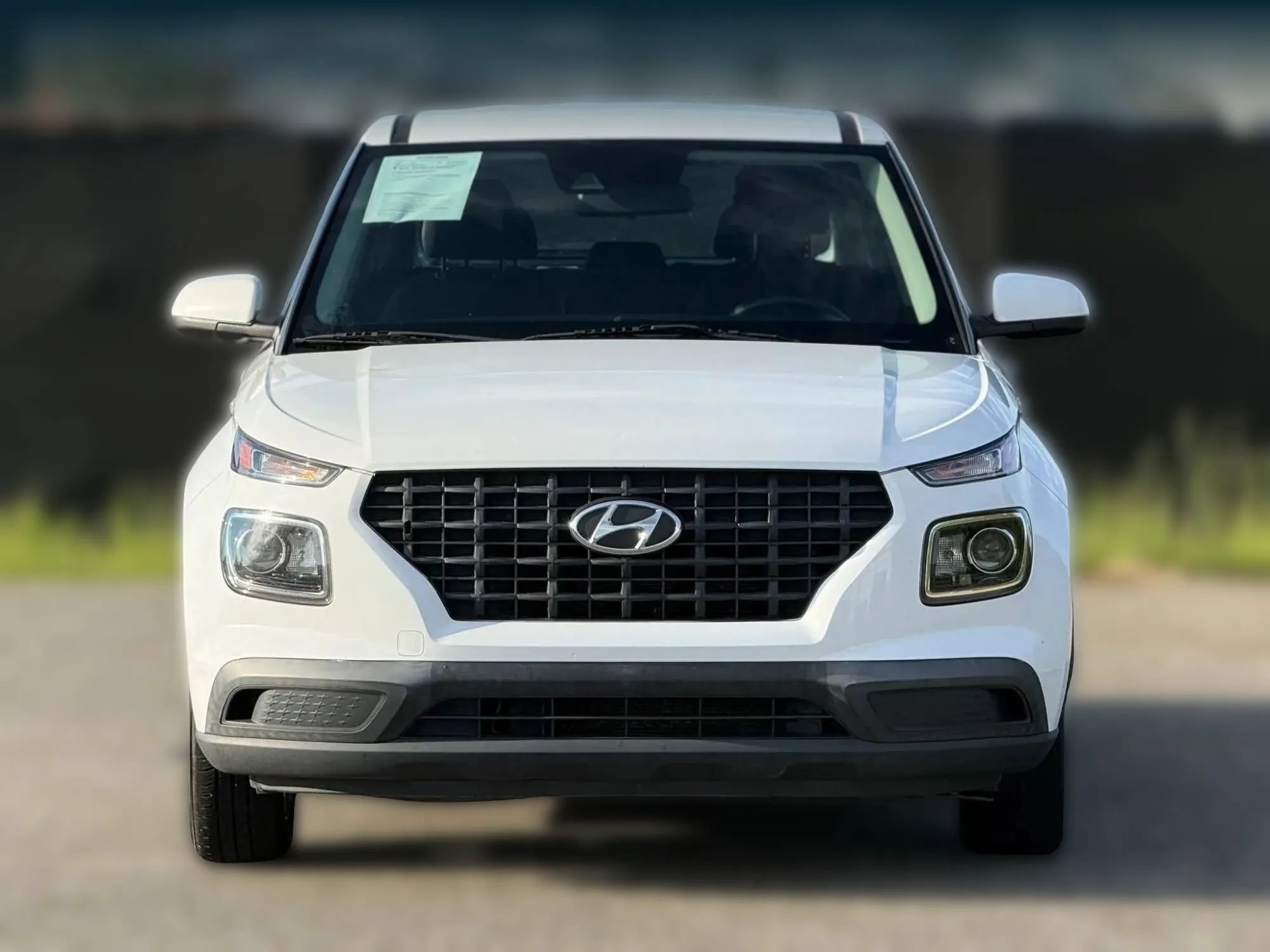 Used 2021 Hyundai Venue SE FWD image 5