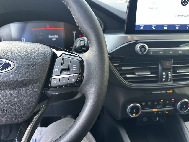 Certified 2023 Ford Escape Active AWD/4WD image 29
