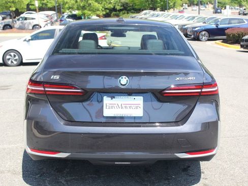 New 2026 BMW i5 eDrive40 w/ Premium Package AWD/4WD image 7
