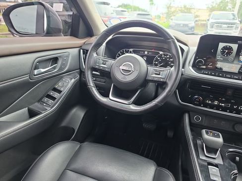 Used 2023 Nissan Rogue SL w/ SL Premium Package FWD image 10