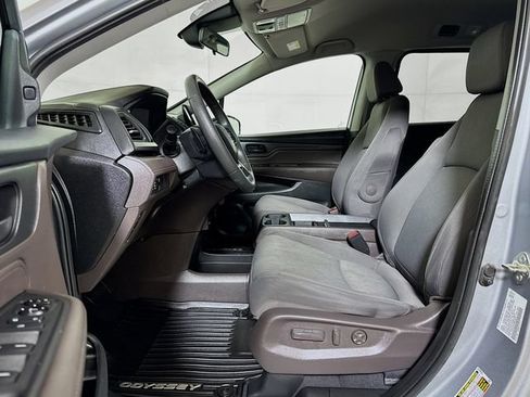 Used 2021 Honda Odyssey EX image 18