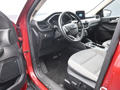 Used 2020 Ford Escape SE FWD image 9