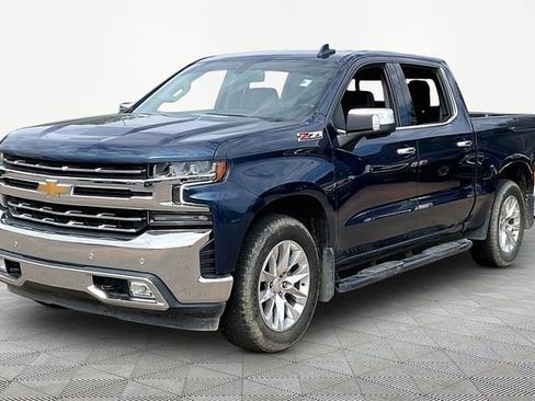 Used 2022 Chevrolet Silverado 1500 LTZ image 3