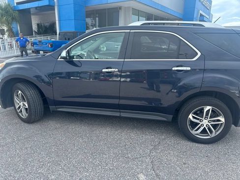 Used 2017 Chevrolet Equinox Premier w/ Enhanced Convenience Package AWD/4WD image 6