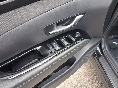 Used 2022 Hyundai Tucson SEL w/ Convenience Package FWD image 17