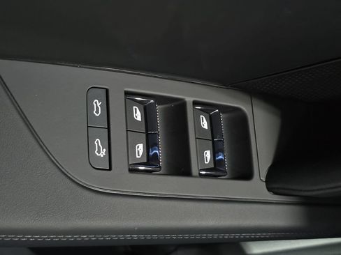 New 2026 Porsche Cayenne Turbo AWD/4WD image 21