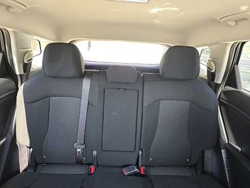 New 2025 Kia Sportage LX image 10