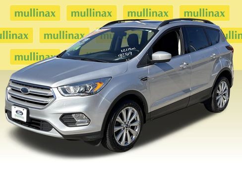 Used 2019 Ford Escape SEL image 15