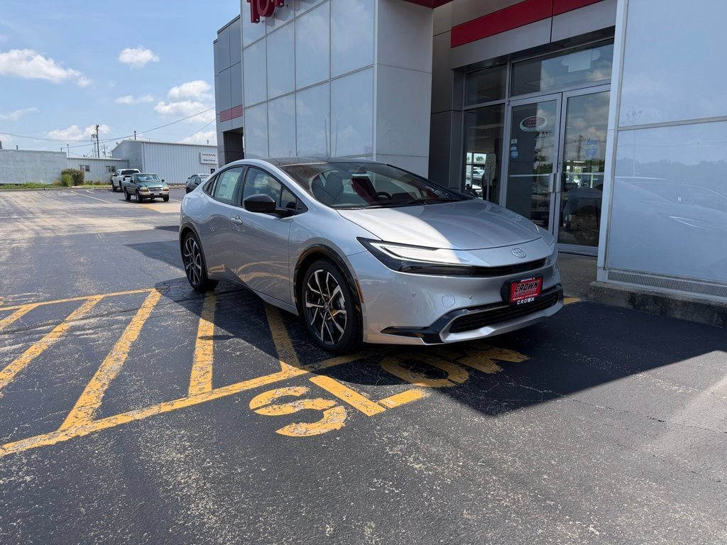 New 2026 Toyota Prius Plug-In Hybrid FWD image 3