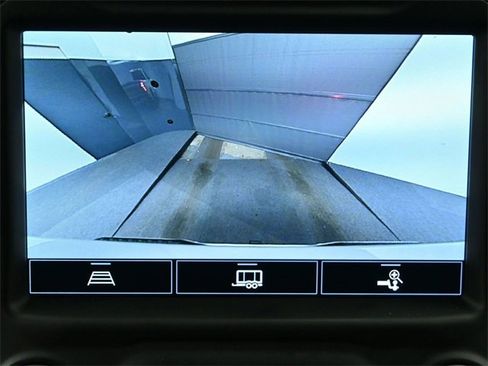 Used 2022 Chevrolet Silverado 1500 High Country w/ Safety Package II image 29