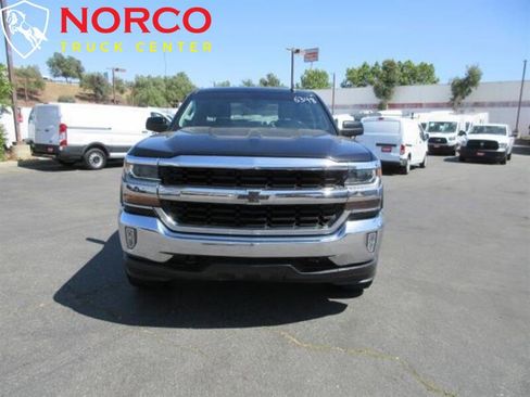 Used 2017 Chevrolet Silverado 1500 LT w/ All Star Edition image 4
