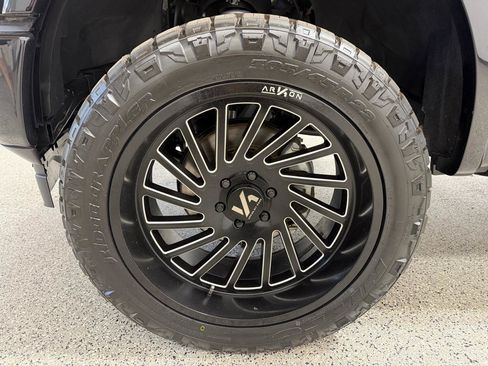 Used 2019 Ford F150 Limited w/ Trailer Tow Package AWD/4WD image 9