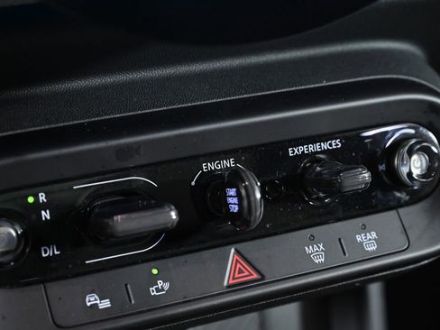 Certified 2025 MINI Cooper S image 18