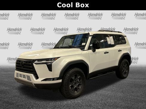 Used 2024 Lexus GX 550 image 6