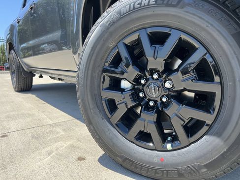 New 2026 Nissan Frontier SV w/ Tow Package RWD image 6