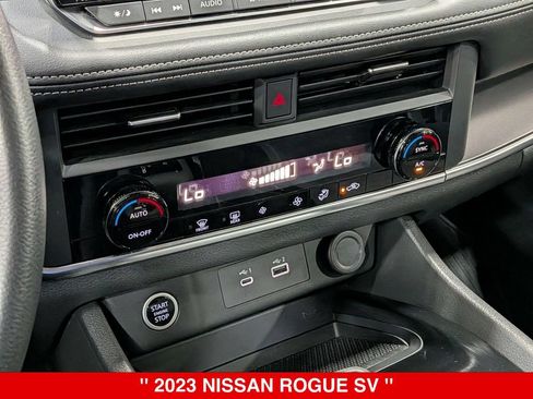 Used 2023 Nissan Rogue SV AWD/4WD image 22