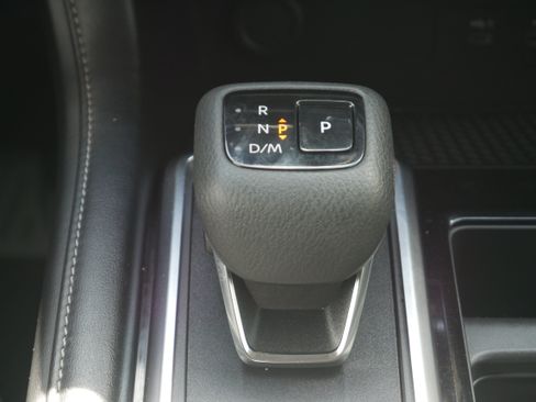 Used 2024 Nissan Pathfinder SV w/ SV Premium Package AWD/4WD image 23