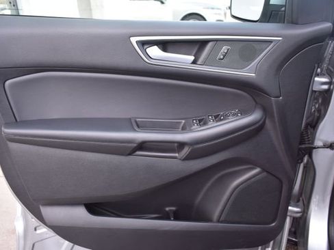 Used 2024 Ford Edge SEL w/ Convenience Package image 14