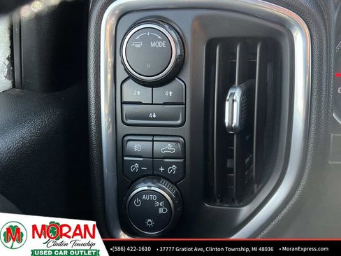 Used 2021 Chevrolet Silverado 2500 LT w/ Convenience Package image 26