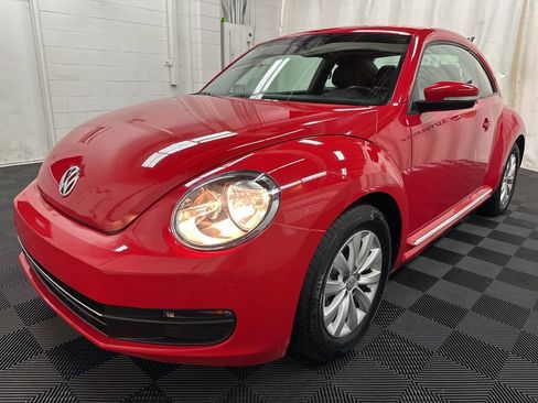 Used 2019 Volkswagen Beetle 2.0T S image 2