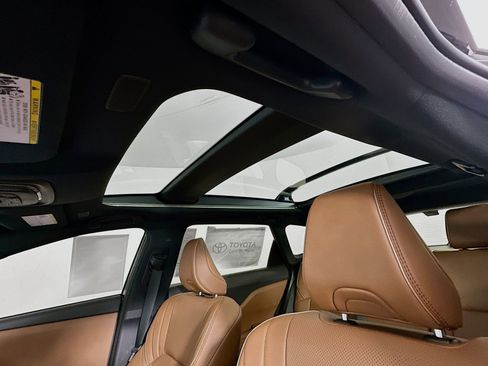 New 2026 Toyota Crown Signia AWD/4WD image 23
