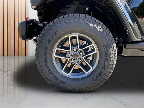 New 2026 Jeep Gladiator Mojave AWD/4WD image 30