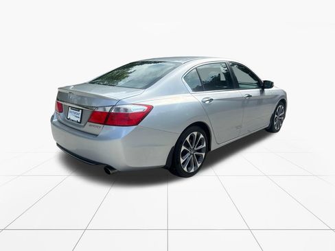 Used 2014 Honda Accord Sport image 8