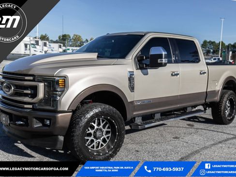 Used 2017 Ford F250 Lariat w/ Chrome Package image 1