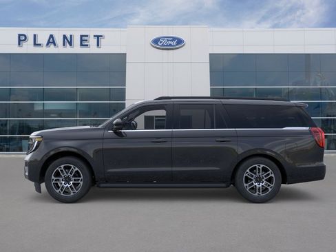 New 2026 Ford Expedition Max Active RWD image 3