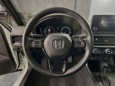 Used 2023 Honda Civic Sport image 8