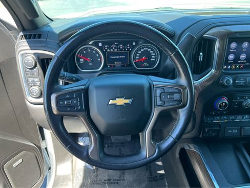 Used 2022 Chevrolet Silverado 1500 High Country AWD/4WD image 35