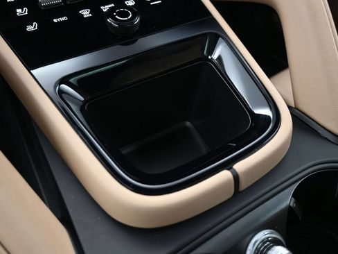 Certified 2026 Porsche Cayenne S AWD/4WD image 19