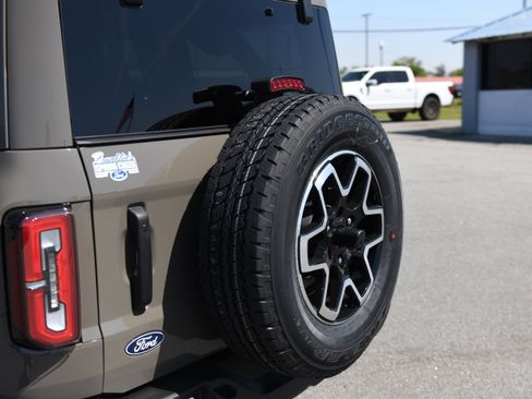 New 2026 Ford Bronco Outer Banks image 12