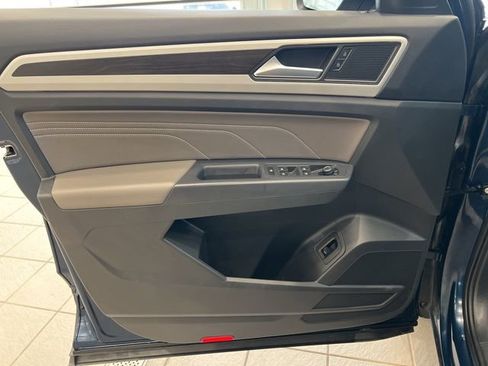 Used 2021 Volkswagen Atlas SE AWD/4WD image 12