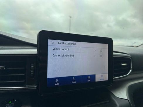 Certified 2020 Ford Explorer XLT w/ Equipment Group 202A RWD image 28